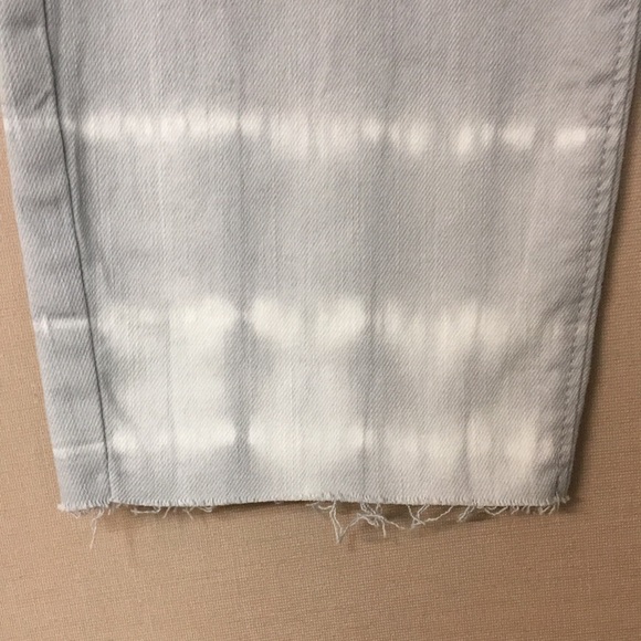 New Loft Curvy High Waist Skinny Crop Light Gray Tie Dye Detail Jean. Sz 10 - Picture 4 of 10